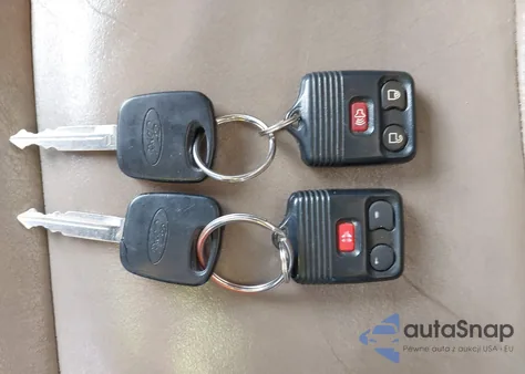 2004 Ford Escape Limited из США, поврежденный, VIN 1FMCU94194KB61137